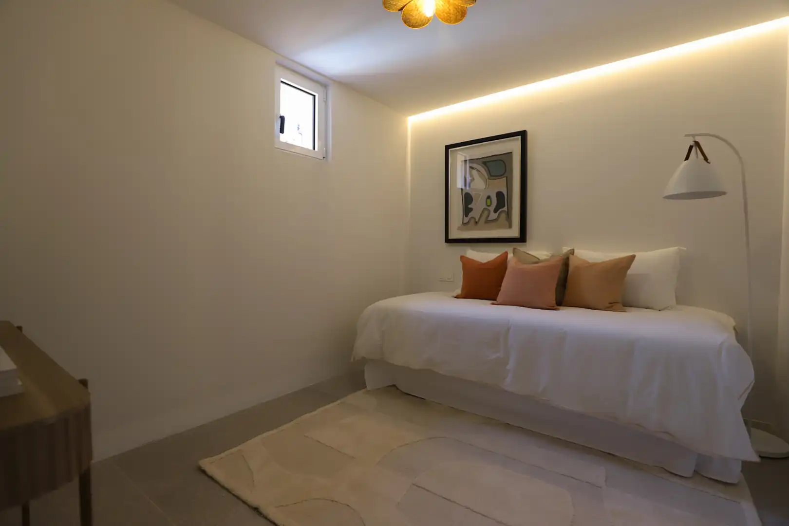 Bedroom of Houses for sale in Madrid  with Air Conditioner, Heating and Parquet flooring