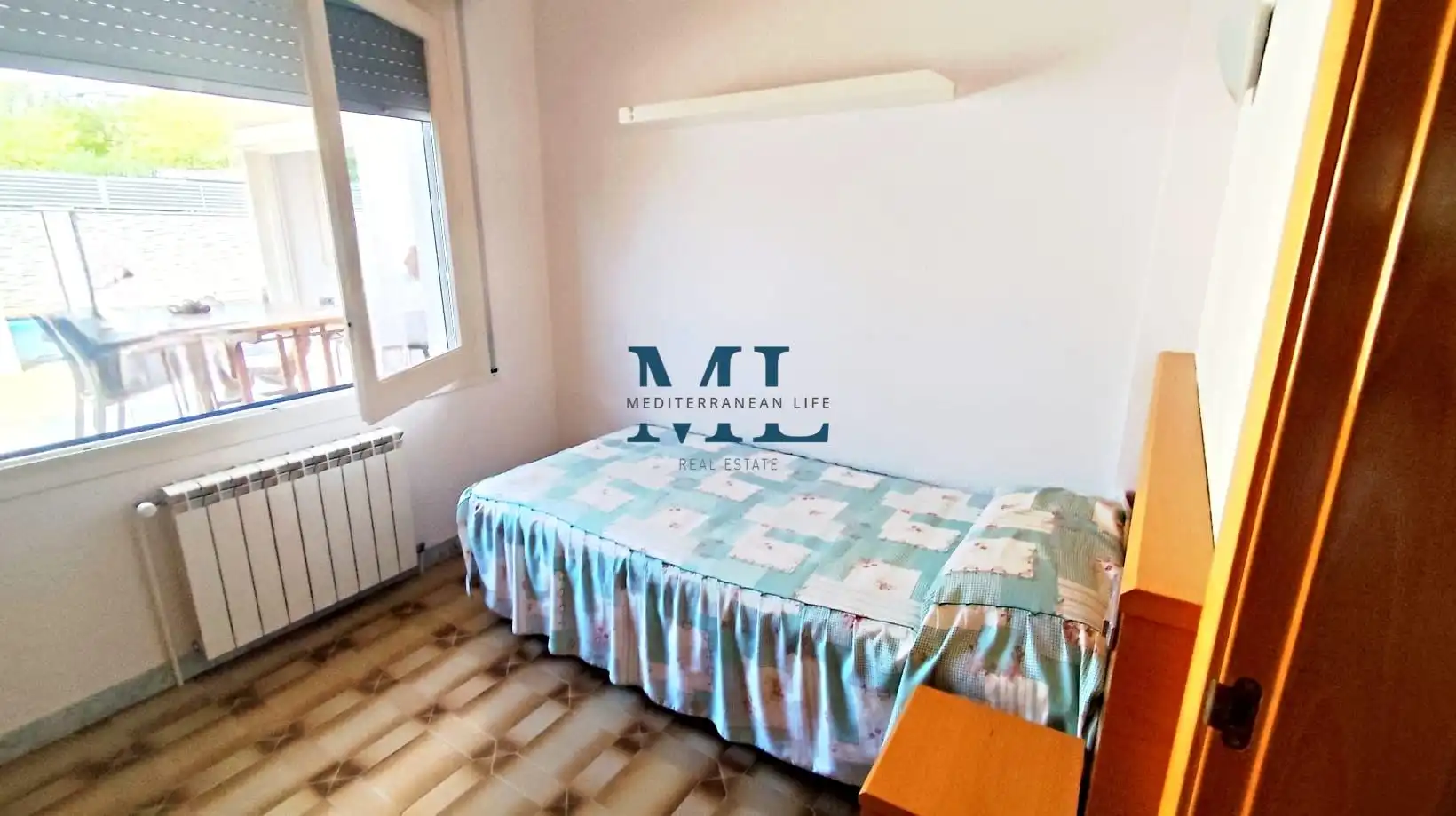 Bedroom of Houses for sale in Roda de Berà  with Heating and Swimming Pool