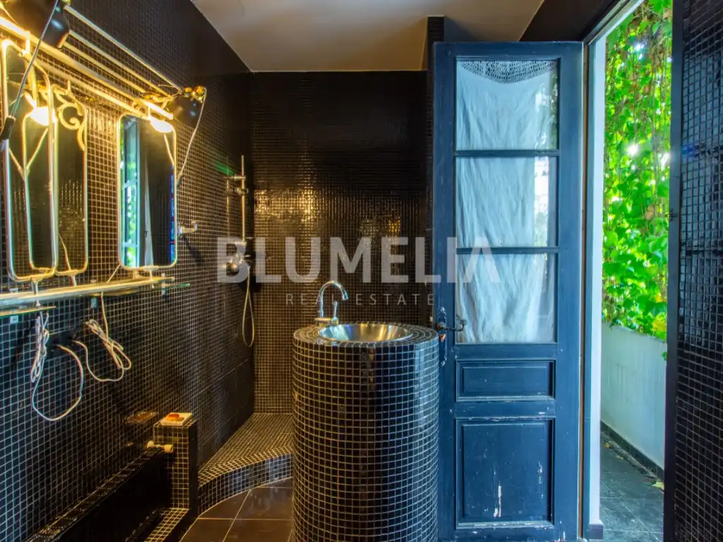 Bathroom of Houses for sale in Dénia  with Air Conditioner, Terrace and Furnished
