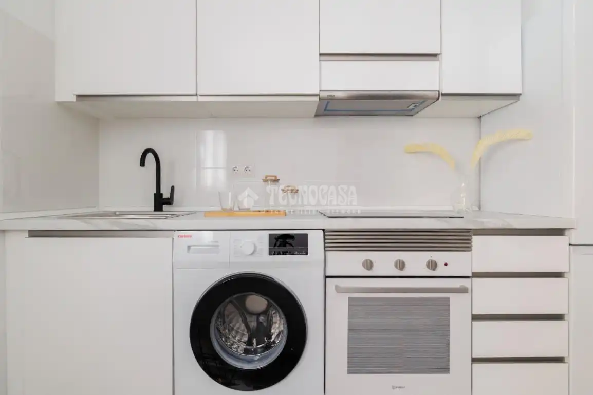 Cocina de Local en venta en Madrid