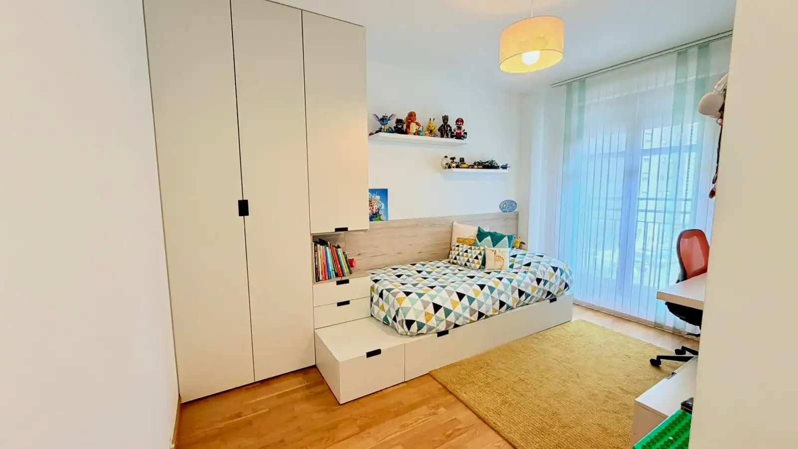 Habitación de Piso en venta en Vitoria - Gasteiz con Calefacción, Trastero y Amueblado