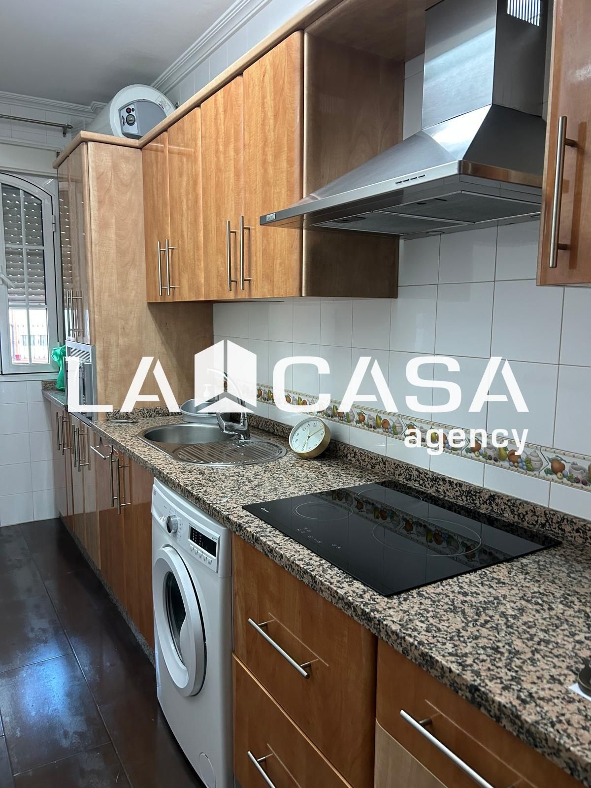 Piso de alquiler en Avenida REYES CATOLICOS, Centro - Doña Mercedes