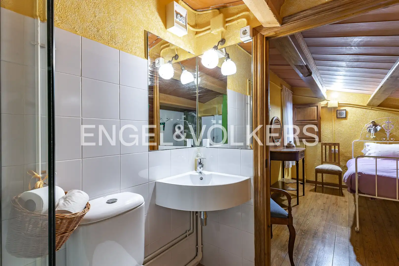Baño de Casa adosada en venta en Figaró-Montmany con Aire acondicionado, Calefacción y Parquet
