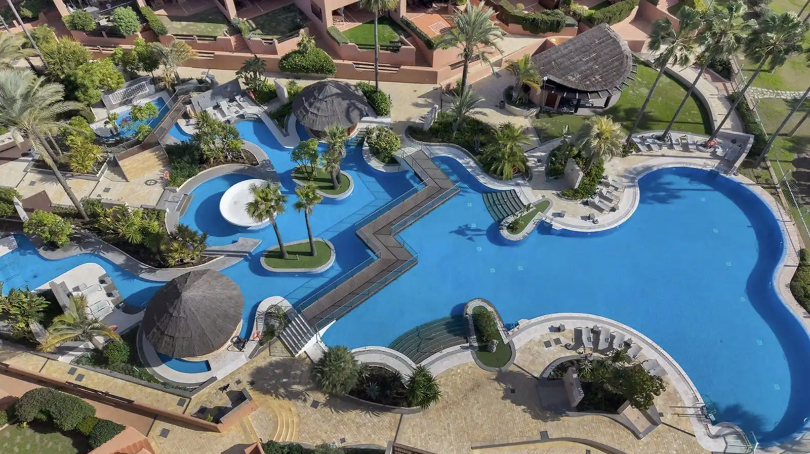 Apartment with pool for sale in Urbanizacion Torre Bermeja 23, imagen 4