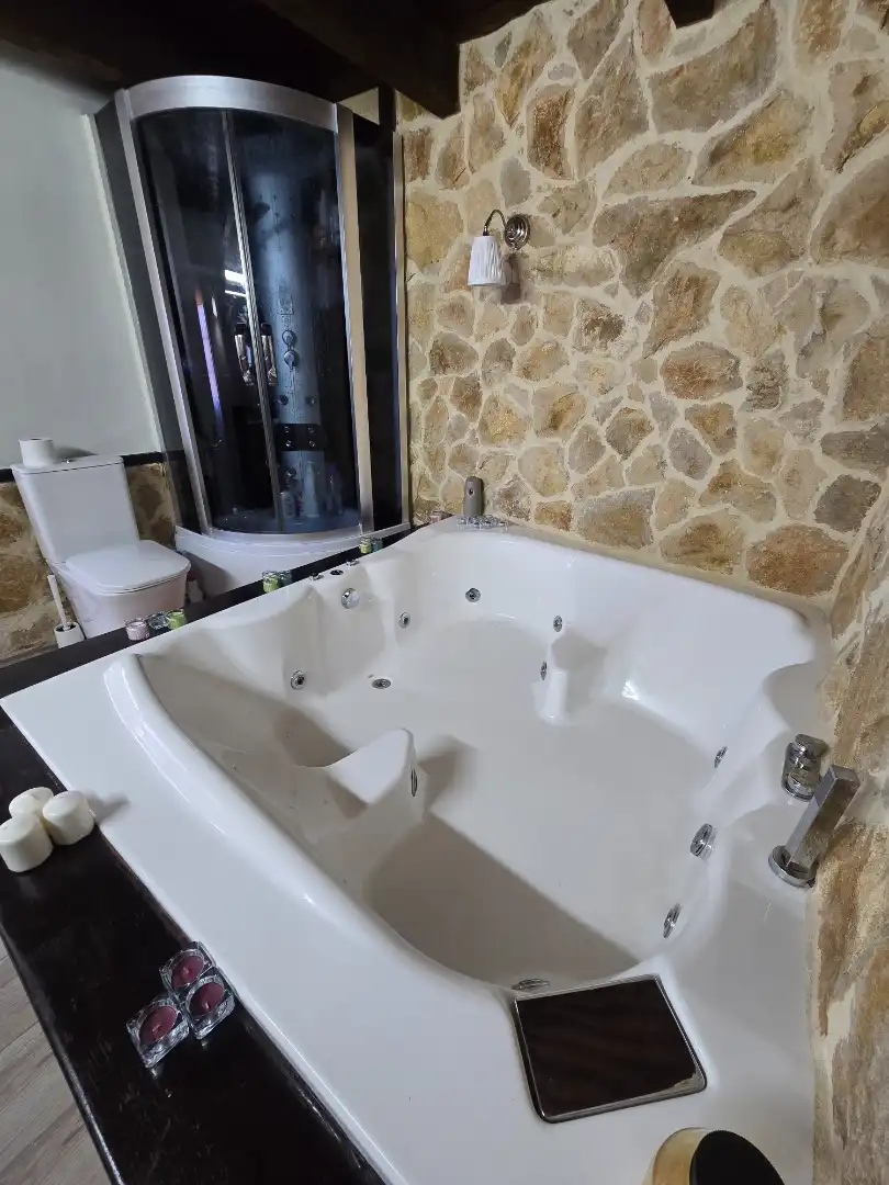 Bany de Casa o xalet en venda en Arona amb Aire condicionat, Jardí privat i Parquet