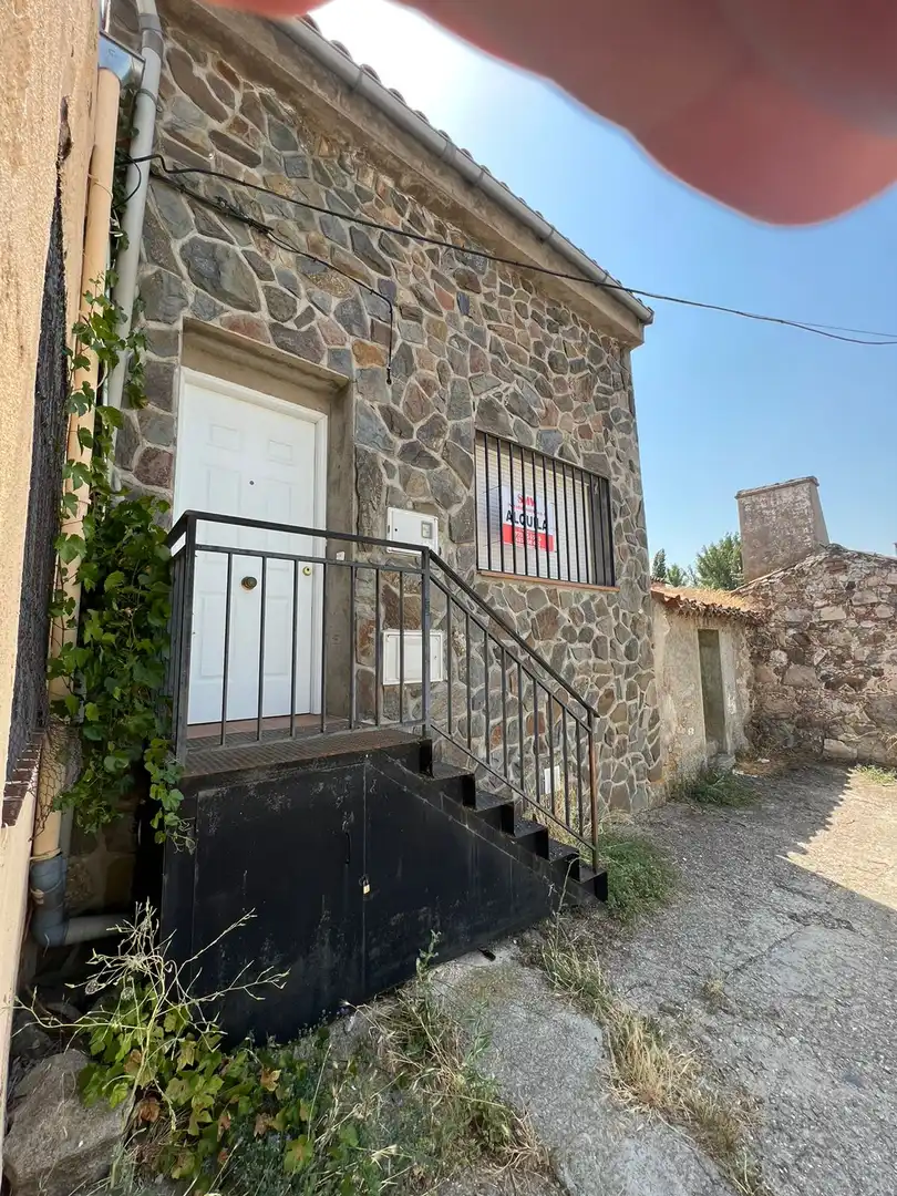 Einfamilien-Reihenhaus zum Verkauf in Calle Real, Tolbaños
