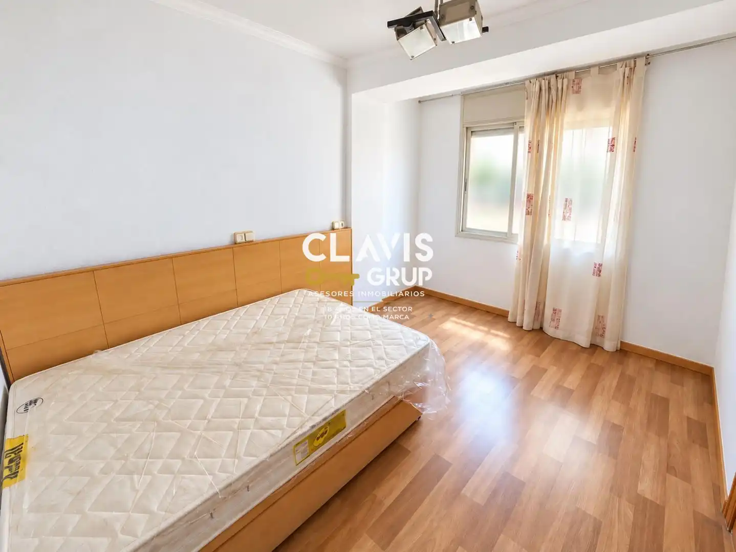 Piso con ascensor en venta en Nou Barris, imagen 4