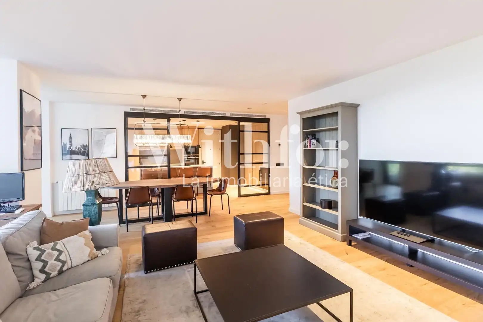 Piso con terraza en venta en Calle BORI I FONTESTA, imagen 24