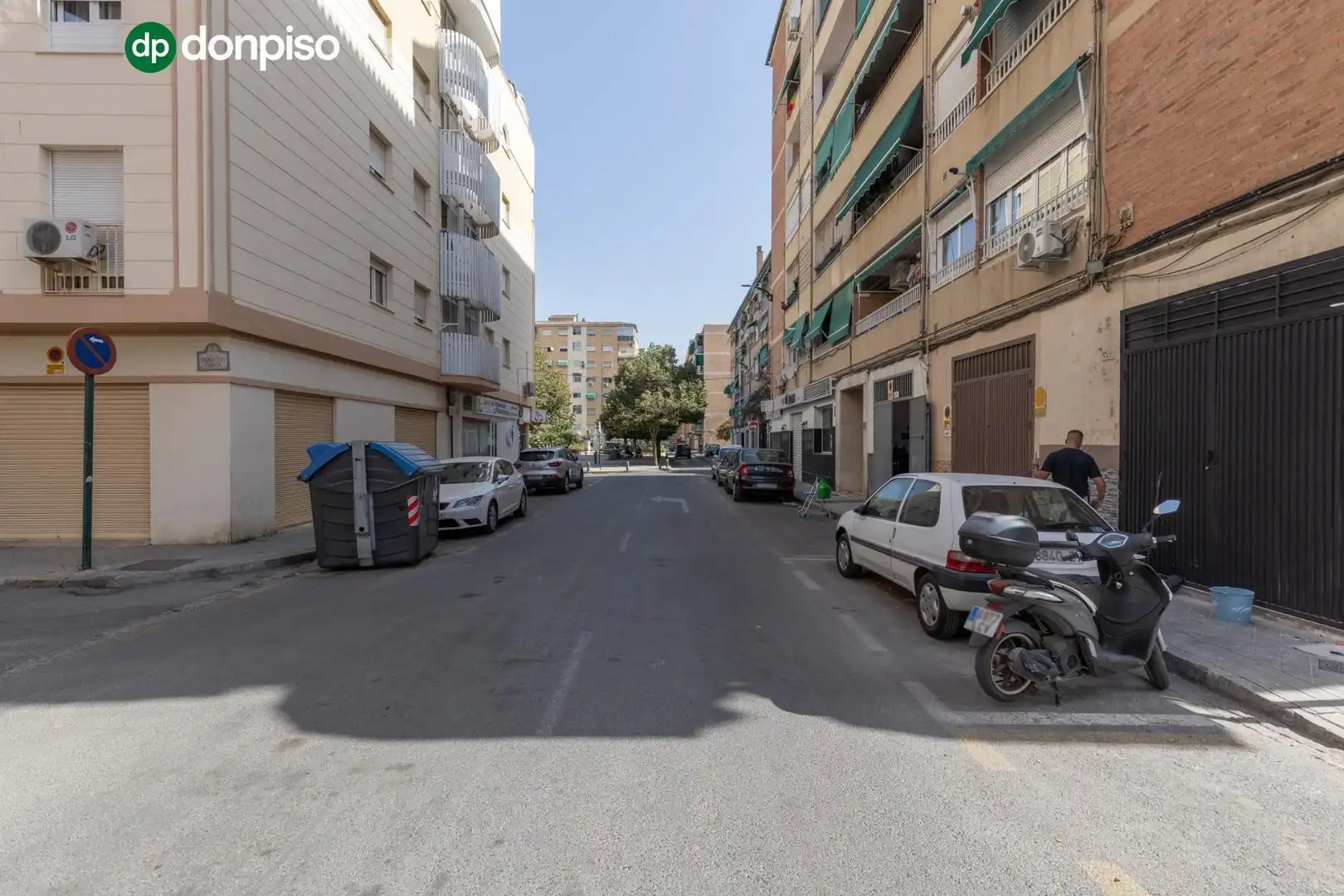 Vista exterior de Pis en venda en Granada
