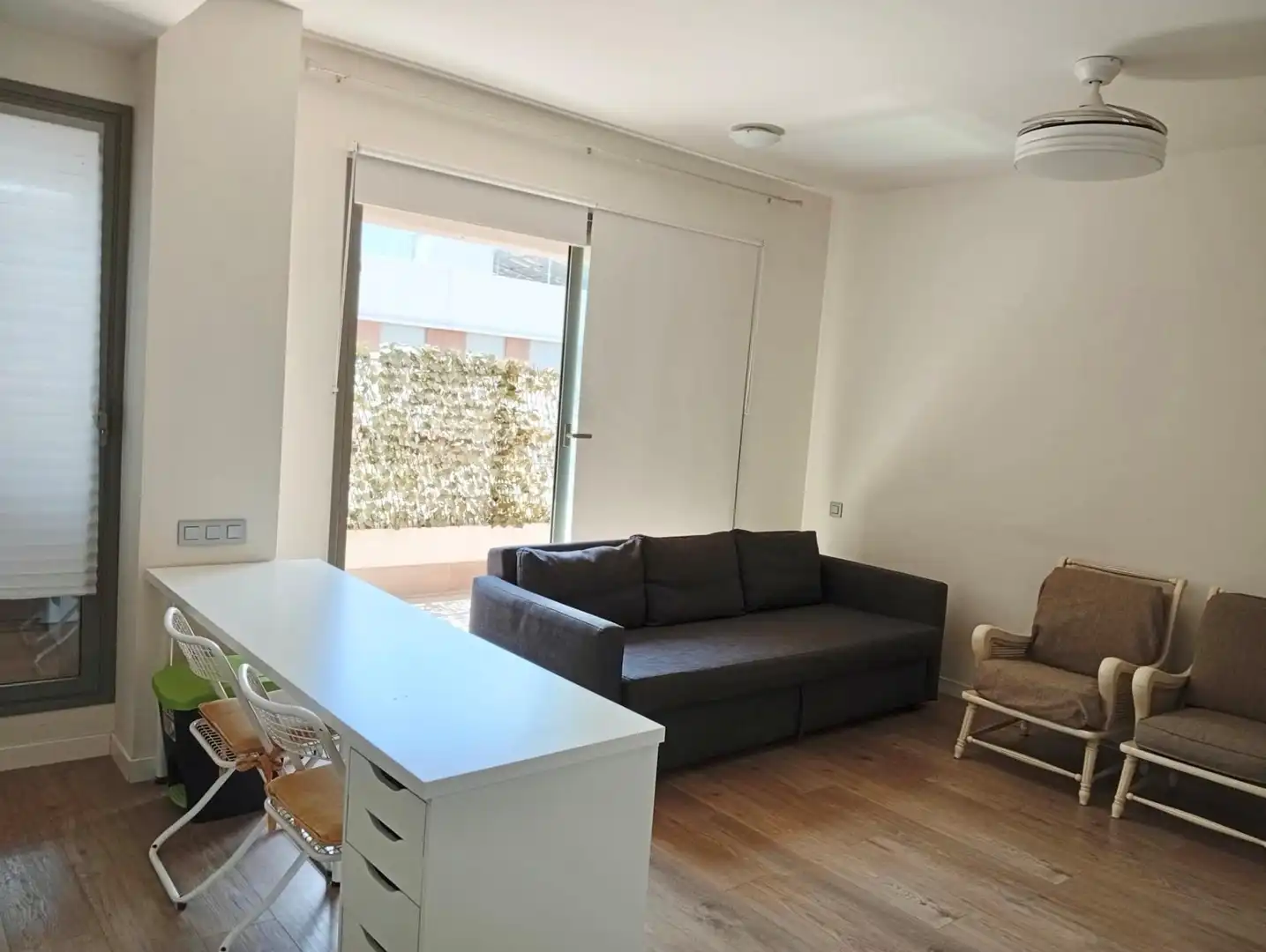 Sala d'estar de Pis de lloguer en Granada amb Aire condicionat, Calefacció i Parquet