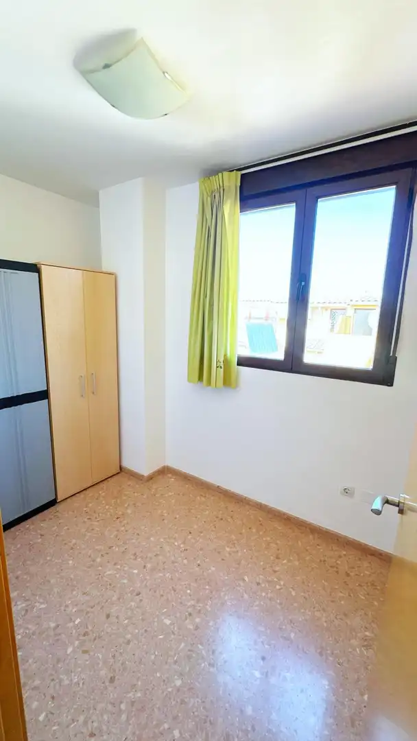 Habitación de Casa adosada en venta en Castelló de Rugat con Aire acondicionado, Calefacción y Jardín privado