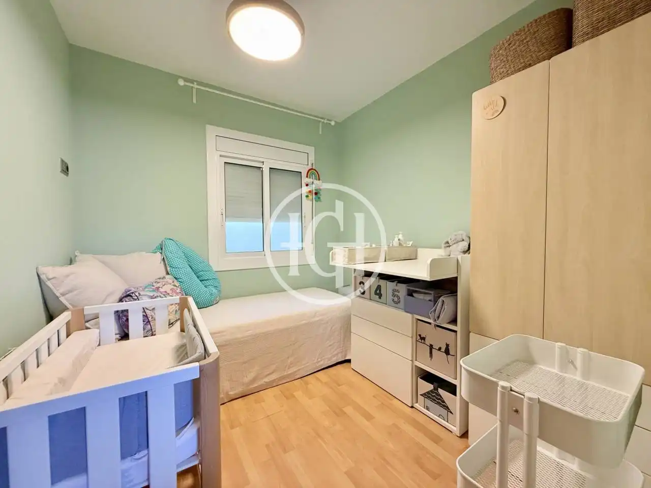 Habitación de Ático en venta en Santa Coloma de Gramenet con Aire acondicionado, Calefacción y Parquet
