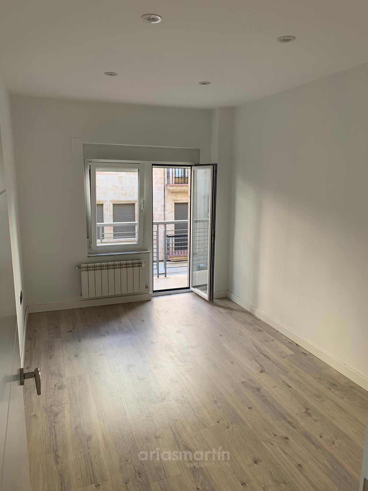 Dormitori de Pis de lloguer en Salamanca Capital amb Calefacció