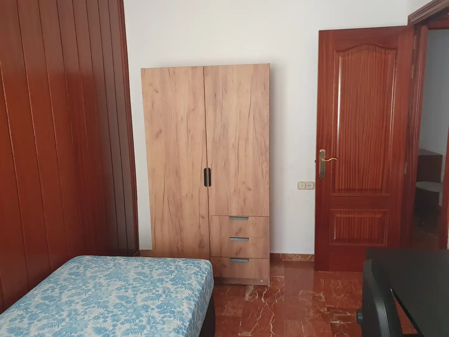 Habitación de Ático de alquiler en Granada con Aire acondicionado, Terraza y Amueblado