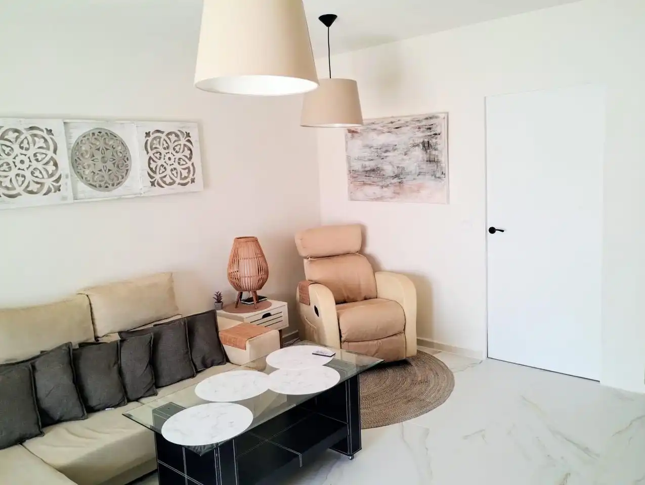 Sala d'estar de Pis en venda en Torrevieja amb Aire condicionat, Terrassa i Piscina comunitària