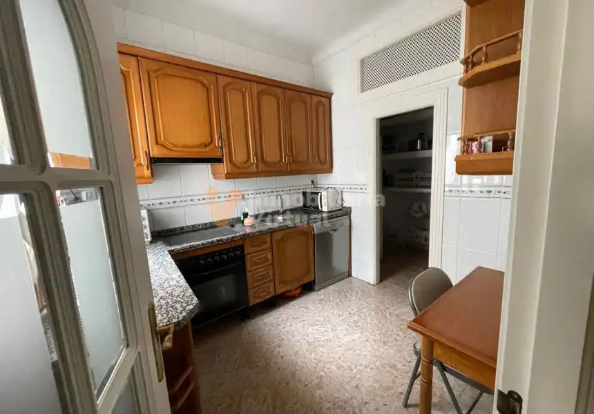 Piso con terraza en venta en Calle Julio Romero de Torres