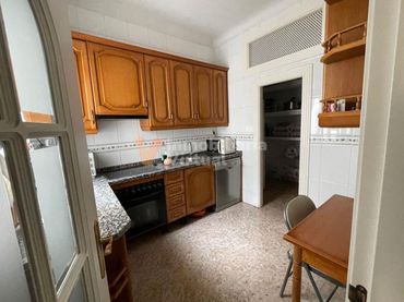 Appartamento con balcone in vendita a Calle Julio Romero de Torres