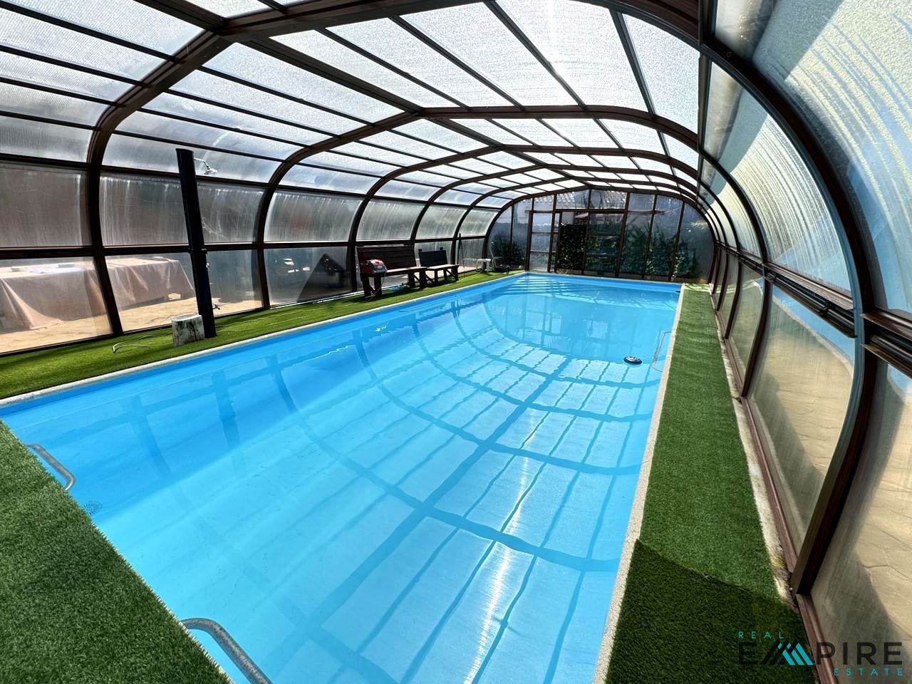 Swimming pool of House or chalet for sale in Serranillos del Valle  with Air Conditioner, Heating and Private garden