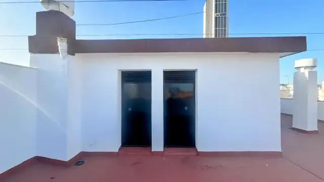 Exterior view of Flat for sale in Córdoba  with Air Conditioner, Heating and Terrace