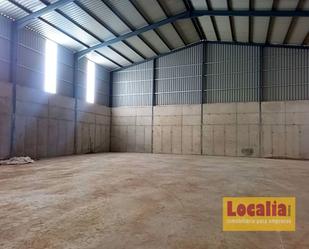 Industrial buildings to rent in Amusco