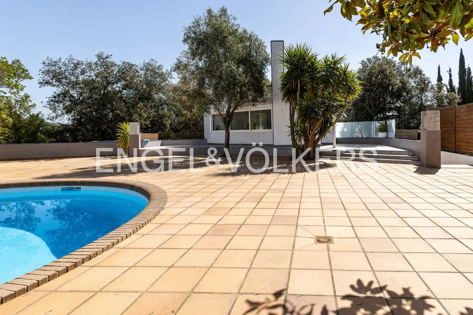 Piscina de Casa o xalet en venda en Argentona amb Calefacció, Jardí privat i Terrassa
