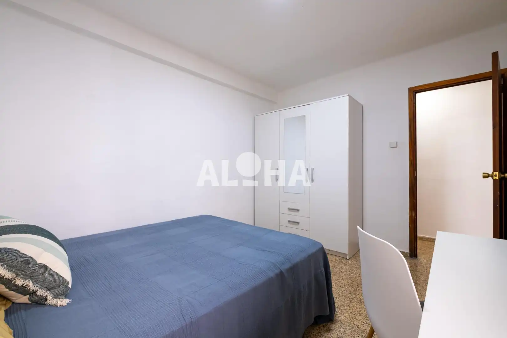 Bedroom of Apartments for rent in Moncada  with Air Conditioner, Furnished and Balcony