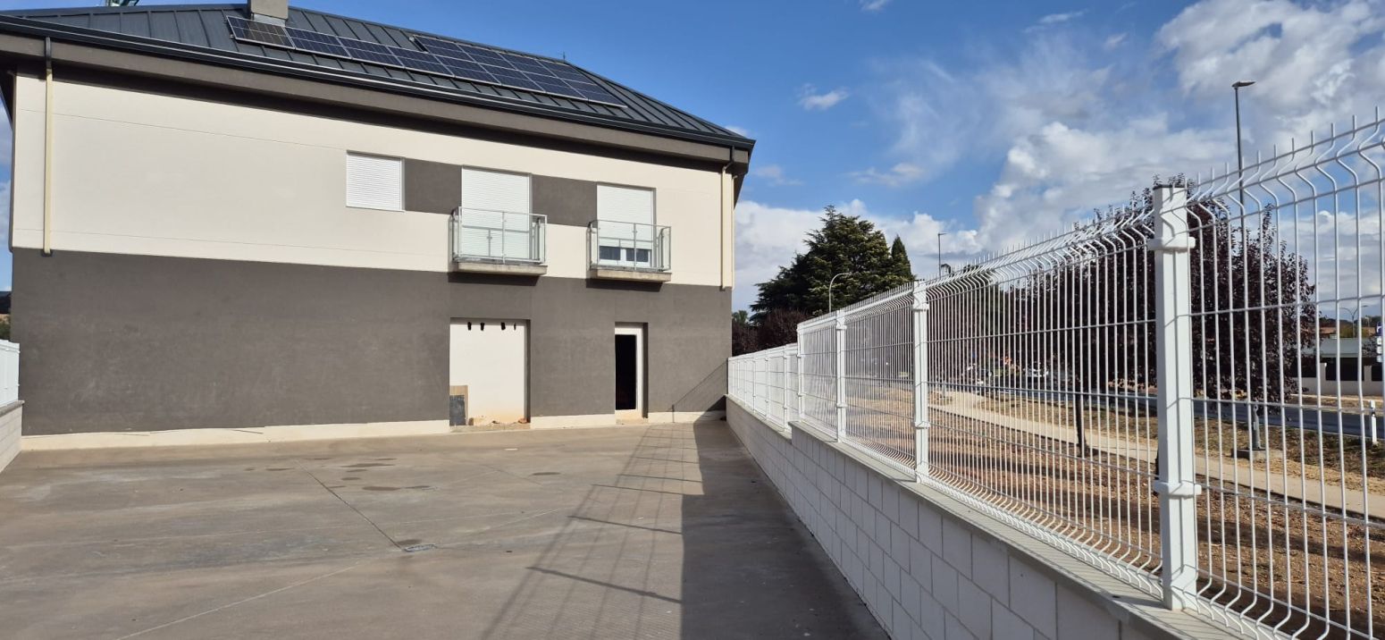 Außenansicht von Geschaftsraum miete in Meco