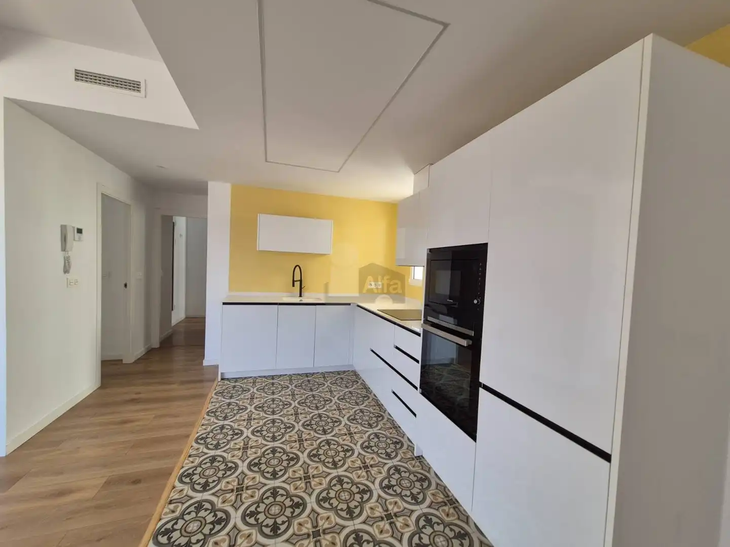 Kitchen of Attic for rent in Valencia  with Air Conditioner, Parquet flooring and Terrace
