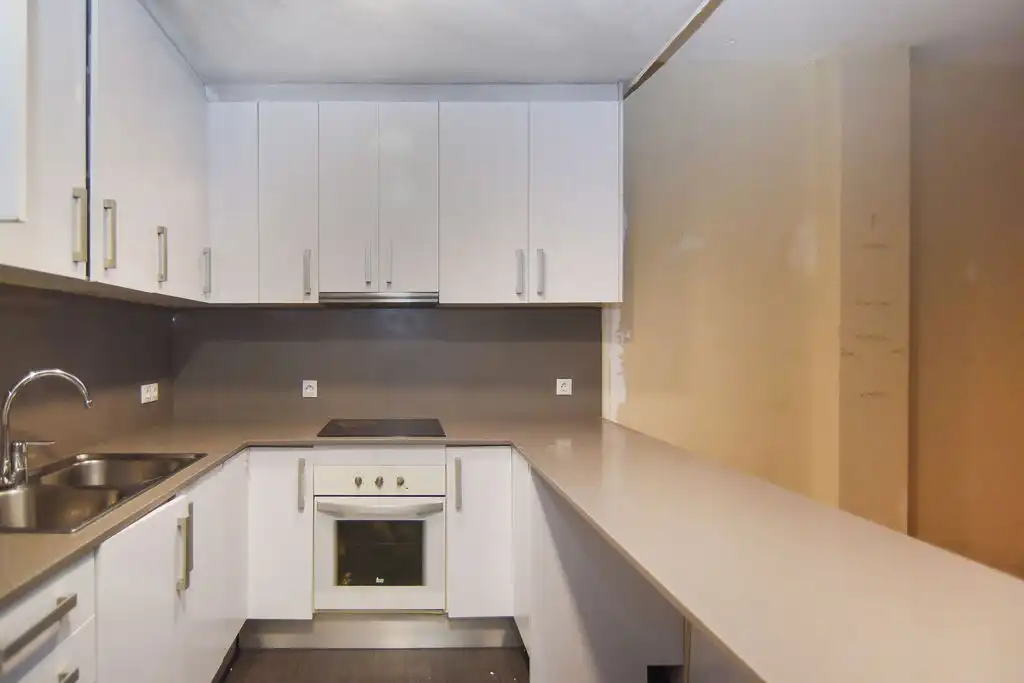 Piso con ascensor en venta en C/ Urgell, imagen 8