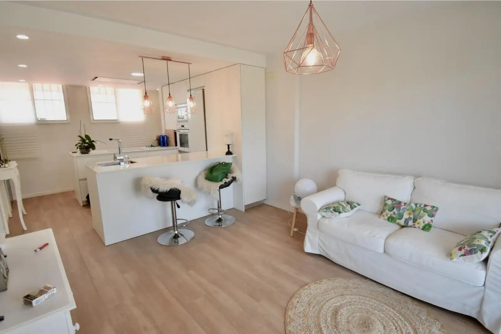 Living room of Flat for rent in El Campello  with Air Conditioner, Heating and Furnished