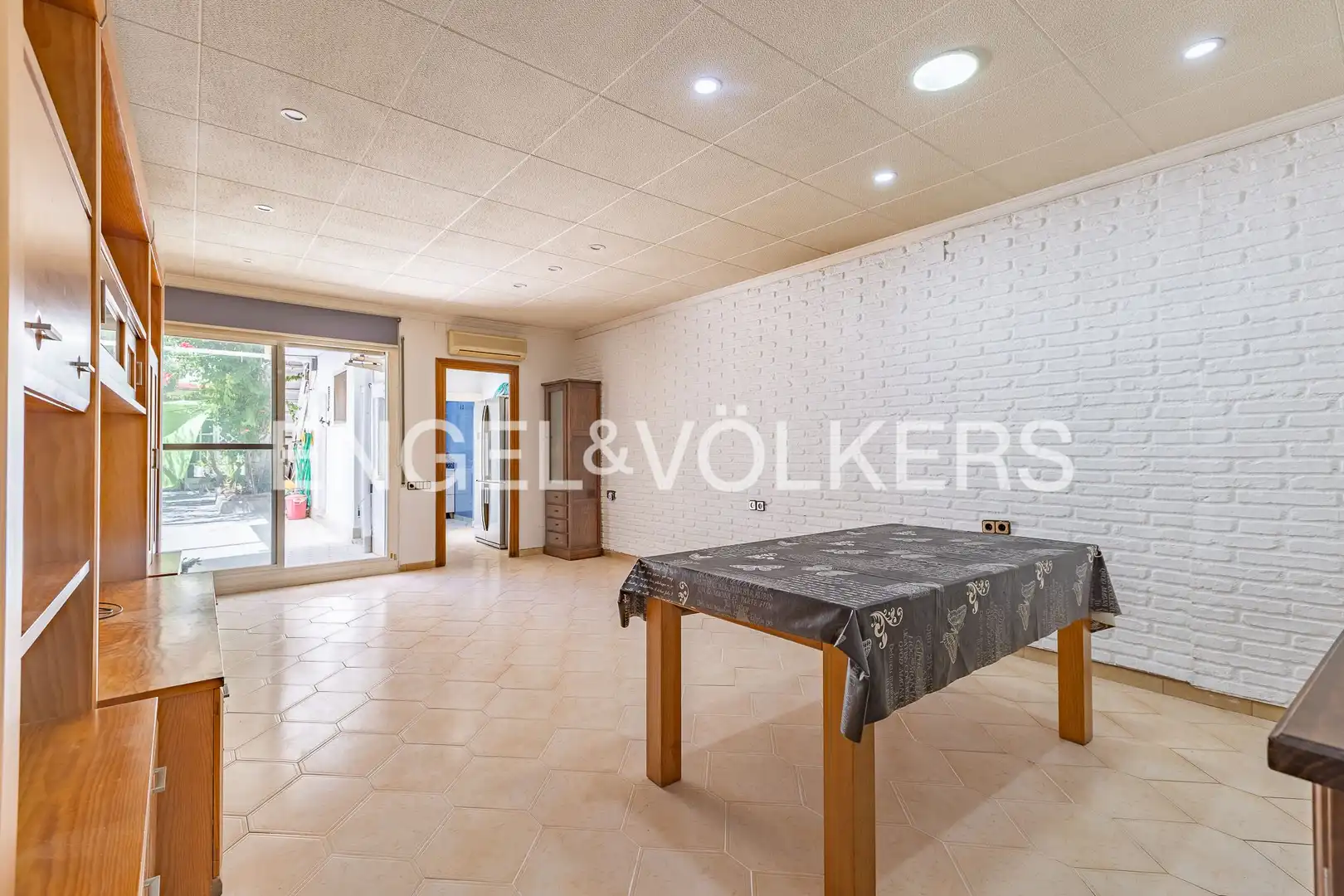 Casa adosada en venta en Terrassa con Calefacción, Jardín privado y Terraza