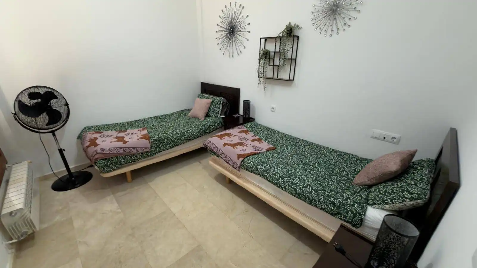 Habitación de Casa o chalet de alquiler en Murcia con Piscina y Amueblado