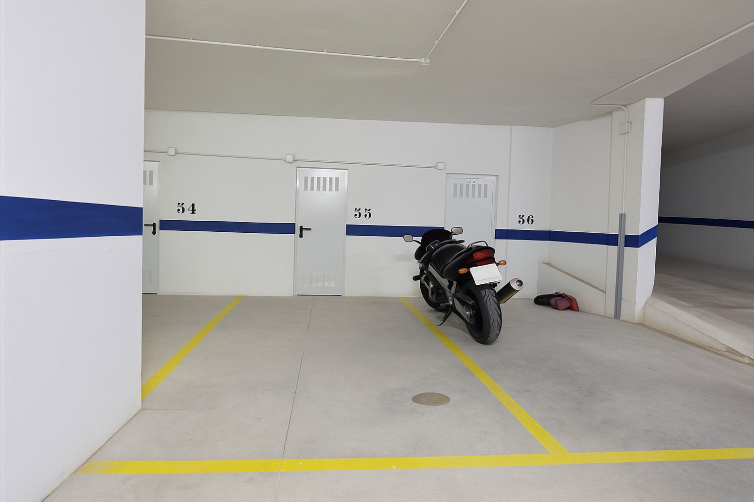 Aparcament de Garatge en venda en Rafelbuñol / Rafelbunyol