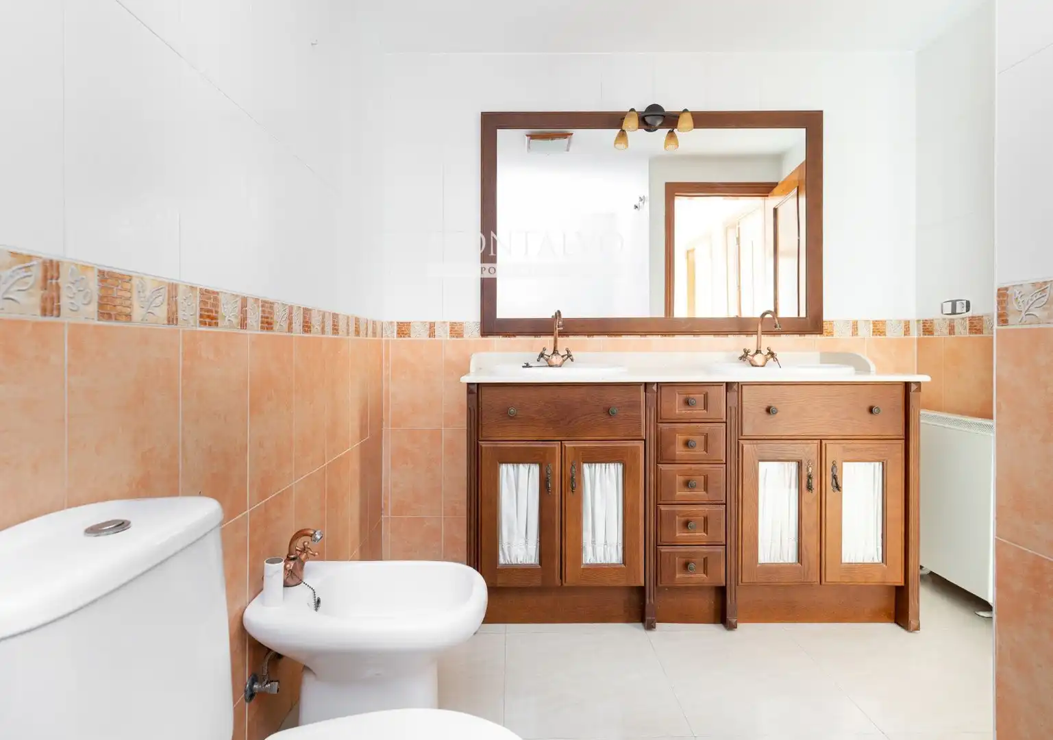Badezimmer von Wohnung zur Miete in Atarfe Sur
