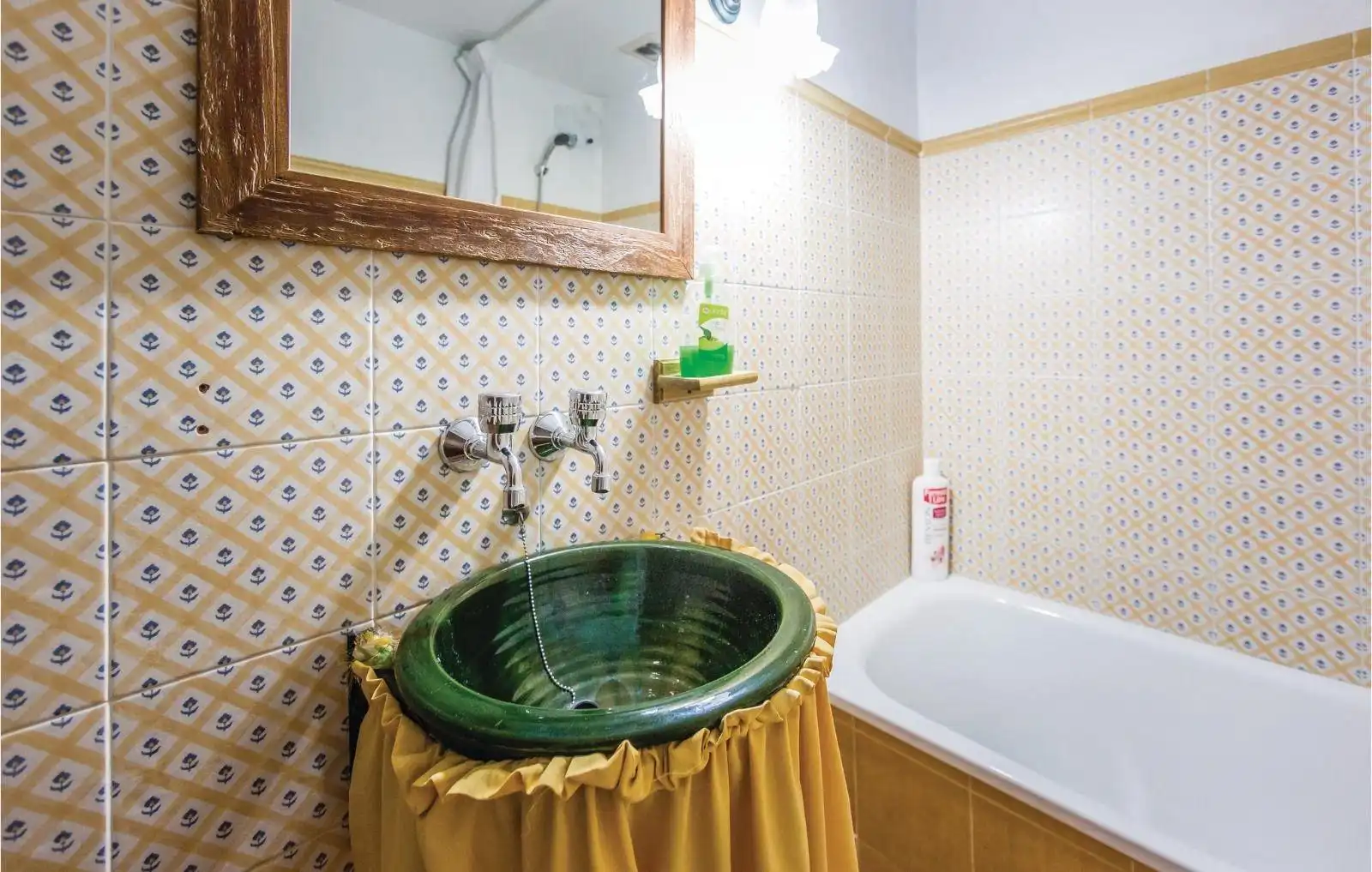 Bathroom of Houses for sale in Málaga  with Private garden, Swimming Pool and Furnished