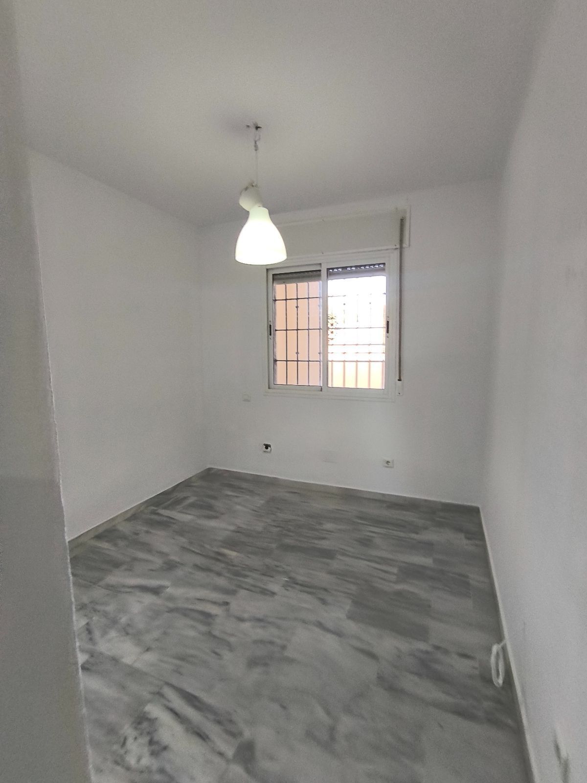 Dormitori de Casa o xalet en venda en Rincón de la Victoria amb Terrassa i Piscina comunitària