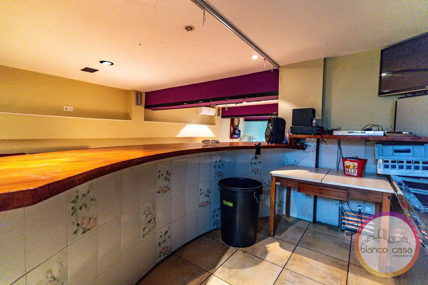 Local comercial en venda a Carballo, imagen 28