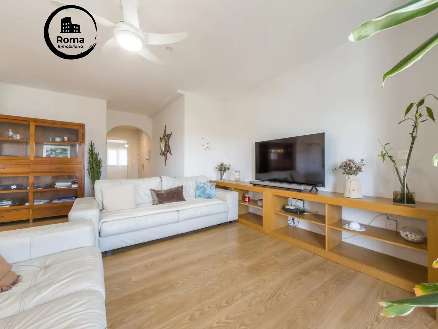 Living room of Flat for sale in Churriana de la Vega  with Air Conditioner, Heating and Terrace