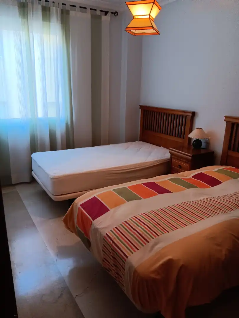 Wohnung zur Miete in Calle Begonia, Cavaleri