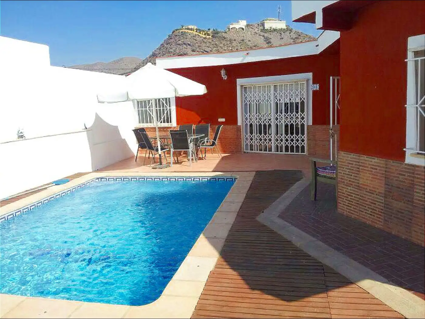 Chalet con piscina en venta en Los Collados-Los Geraneos, imagen 2