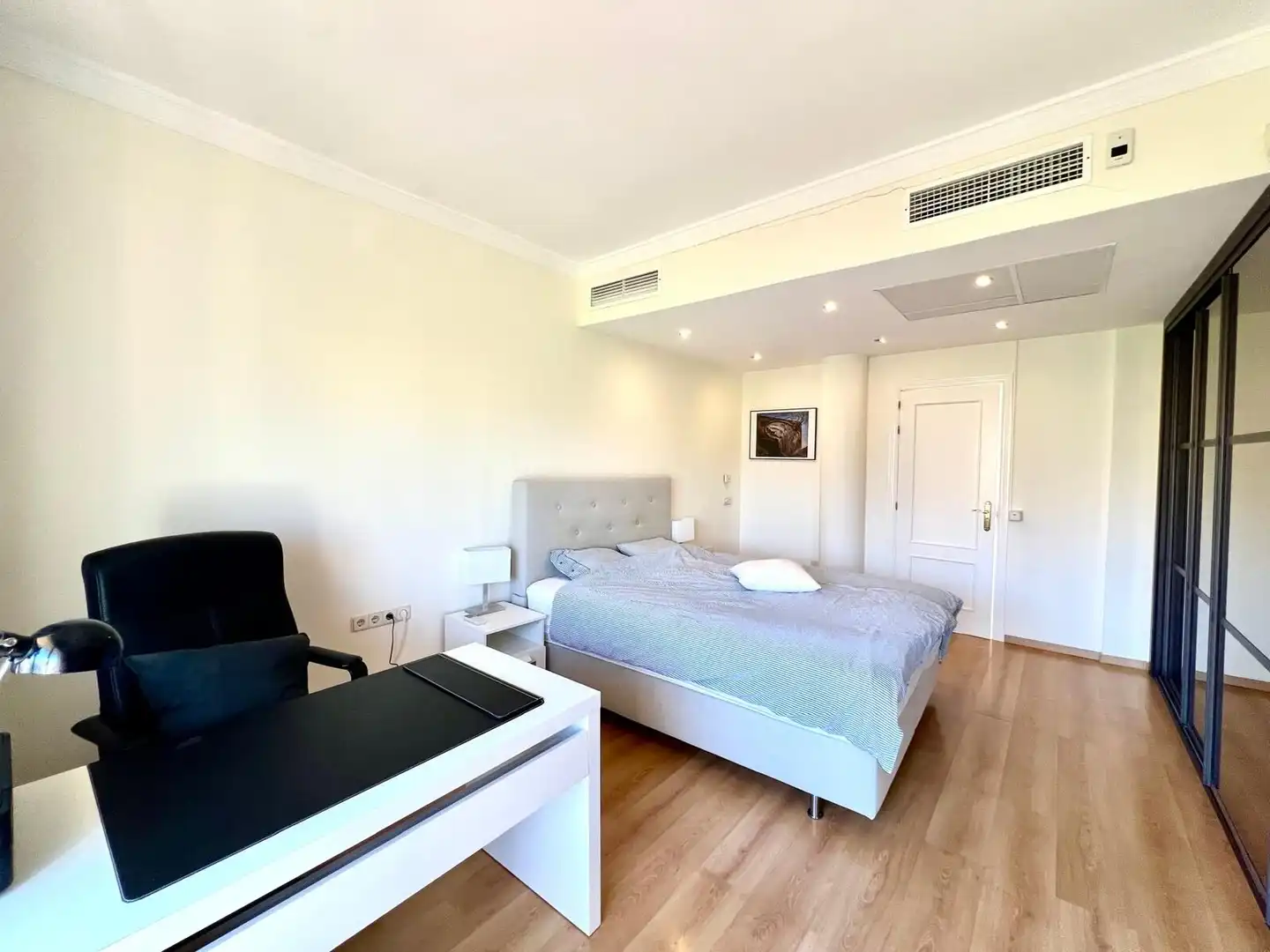 Bedroom of Attic for sale in Marbella  with Air Conditioner, Heating and Terrace