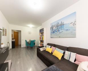 Living room of Flat for sale in Cornellà de Llobregat  with Heating, Parquet flooring and Storage room