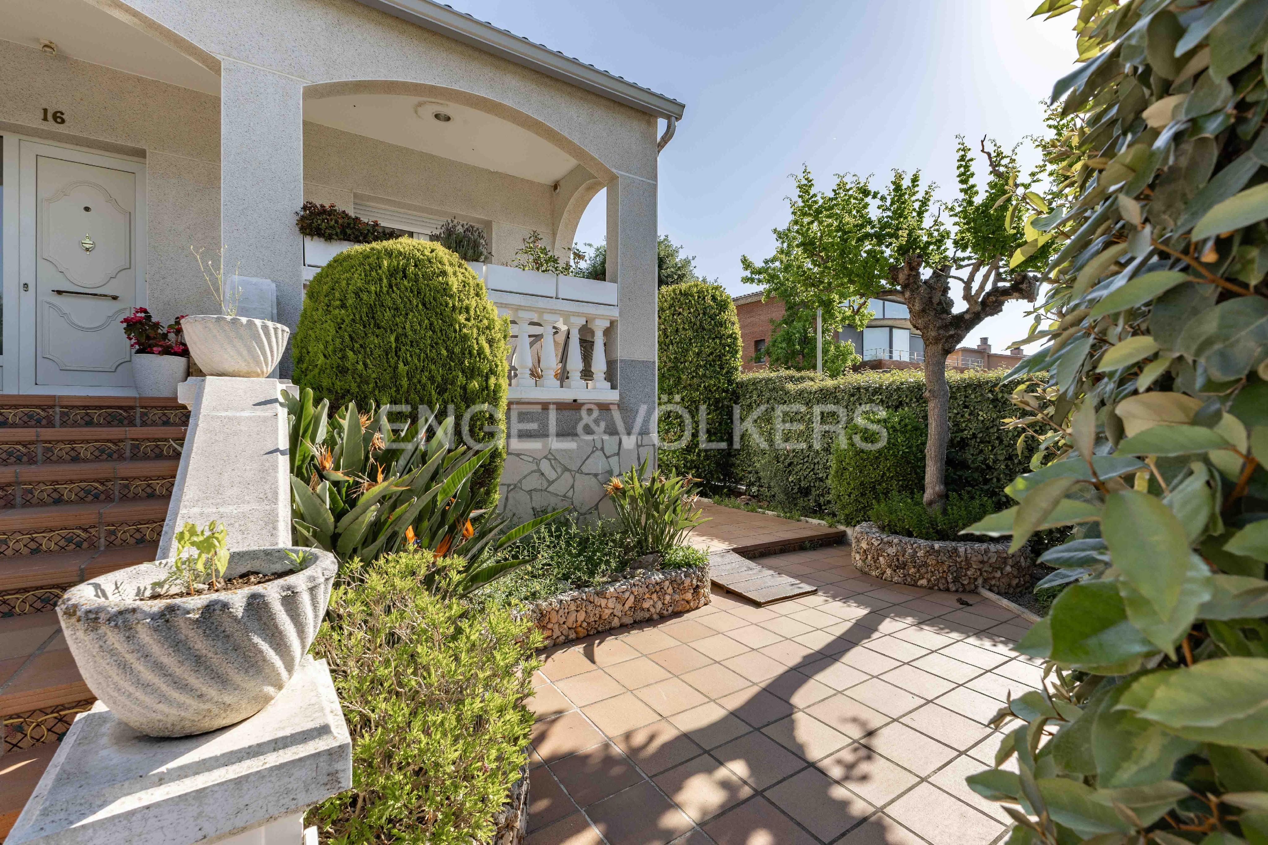 Exterior view of Single-family semi-detached for sale in Martorell  with Air Conditioner, Heating and Private garden