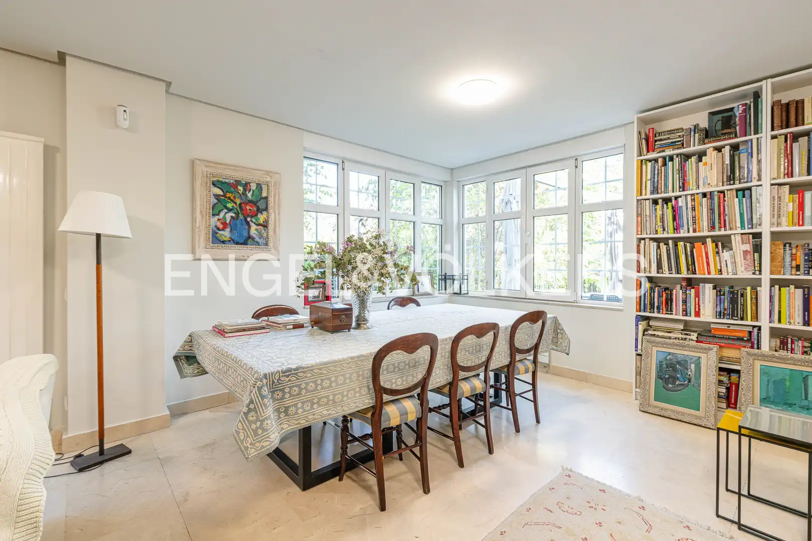 Comedor de Casa o chalet en venta en Pozuelo de Alarcón con Aire acondicionado, Calefacción y Jardín privado