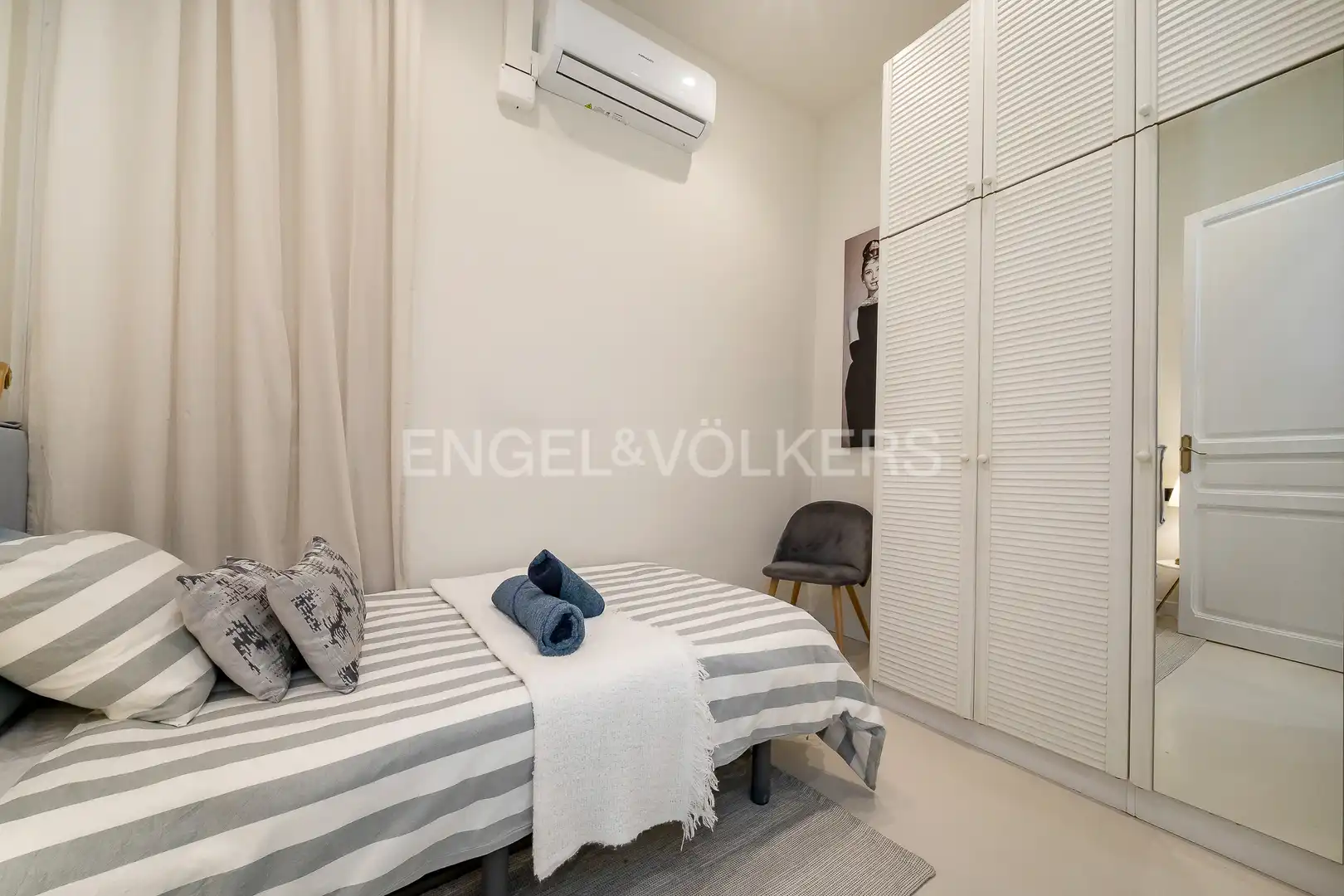 Habitación de Piso en venta en Barcelona con Aire acondicionado, Calefacción y Balcón