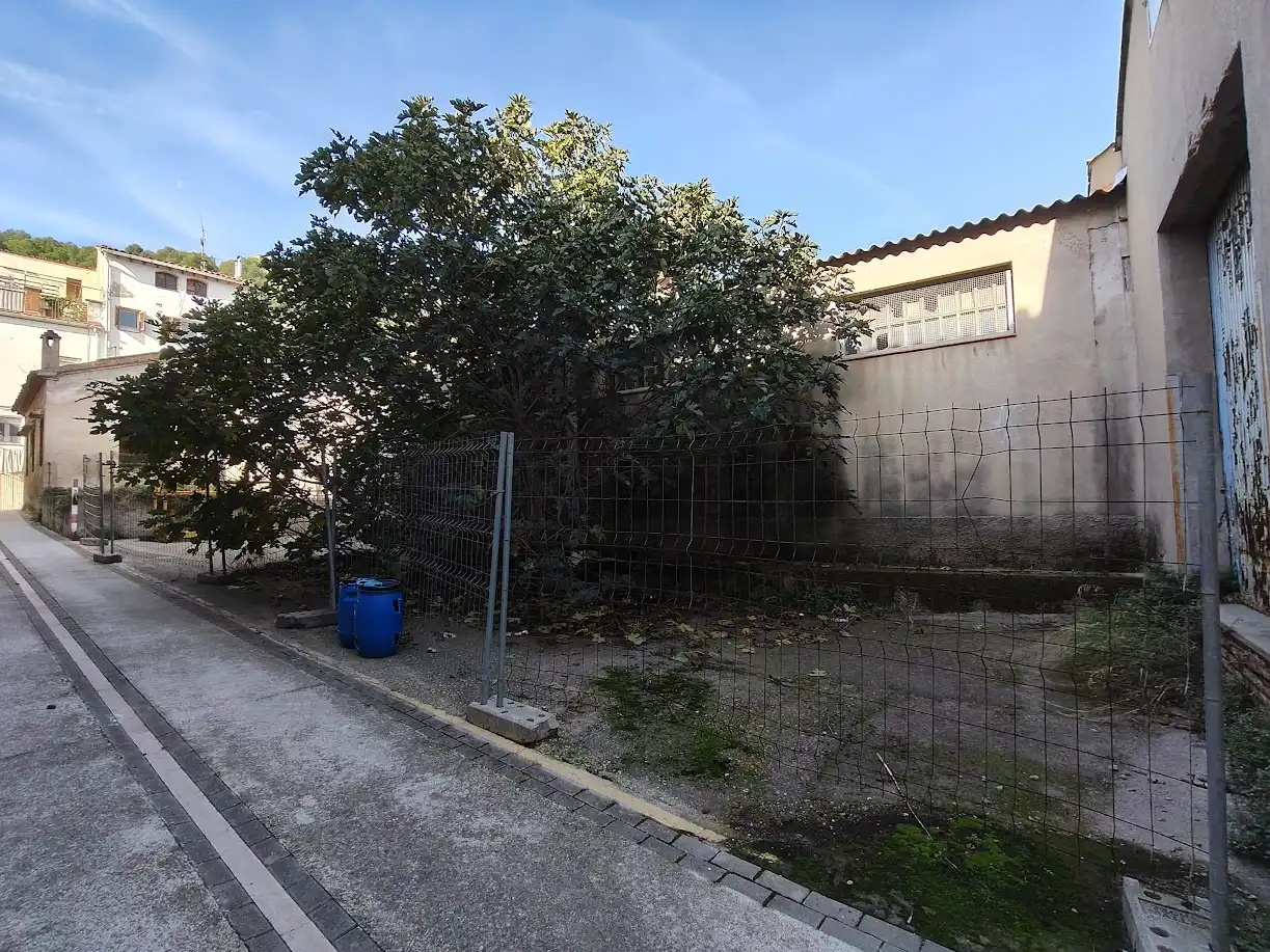 Industrial land for sale in La Pobla de Claramunt