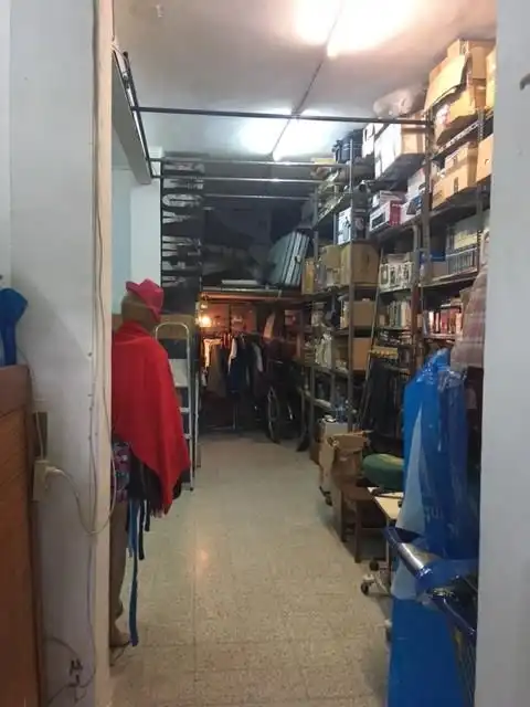 Geschaftsraum zum Verkauf in Girona