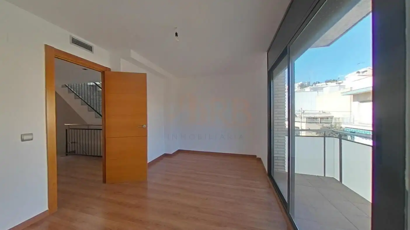 Duplexes for sale in Calle TREBALL, 31, Diagonal - Colomeres