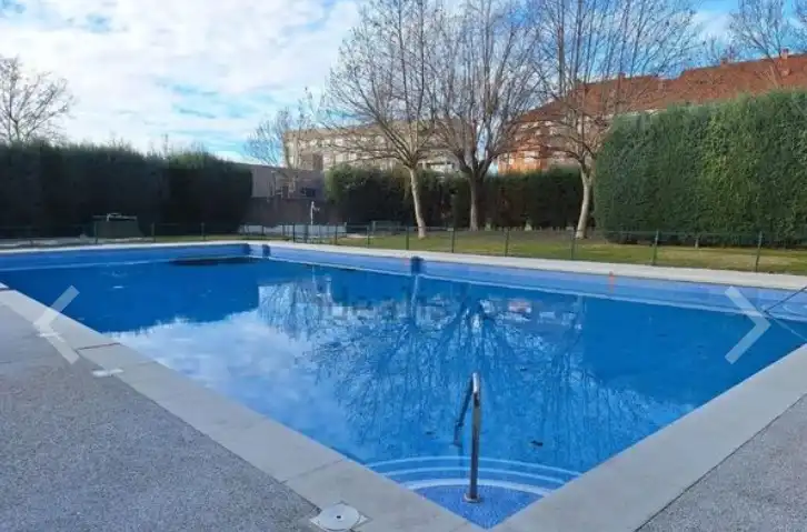 Swimming pool of Flat for sale in Ciempozuelos  with Air Conditioner, Heating and Terrace