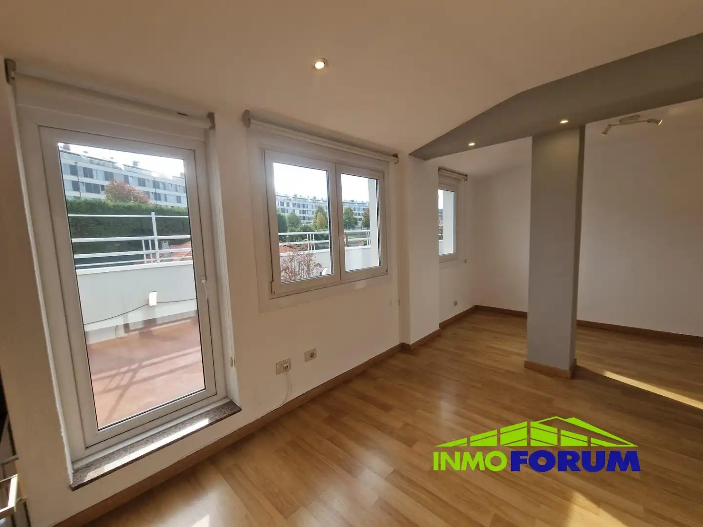 Attic for sale in Oleiros, A Coruña